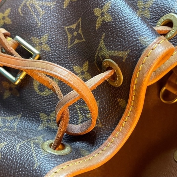 LOUIS VUITTON Monogram Montsouris PM Backpack - Picture 12 of 15